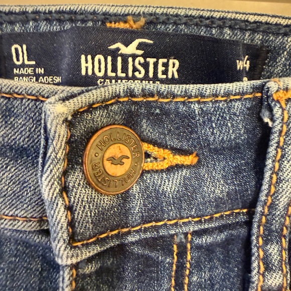 Hollister Ripped Blue Skinny Jeans - Picture 2 of 4